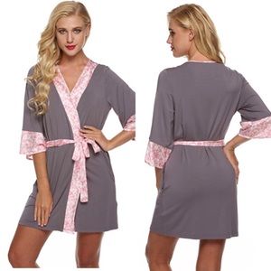 Gorgeous short kimono robe